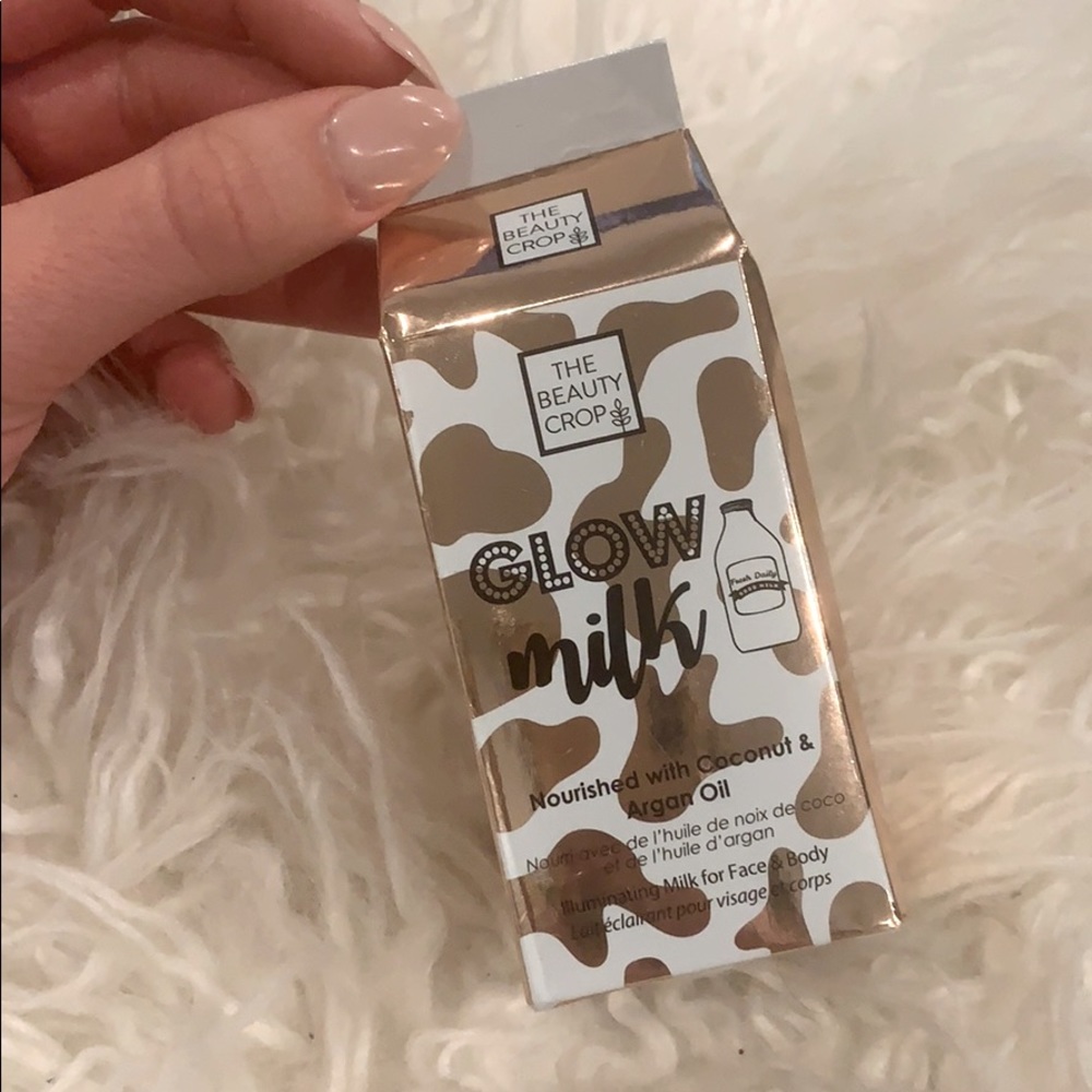 Glow Milk Illuminating milk for face and body